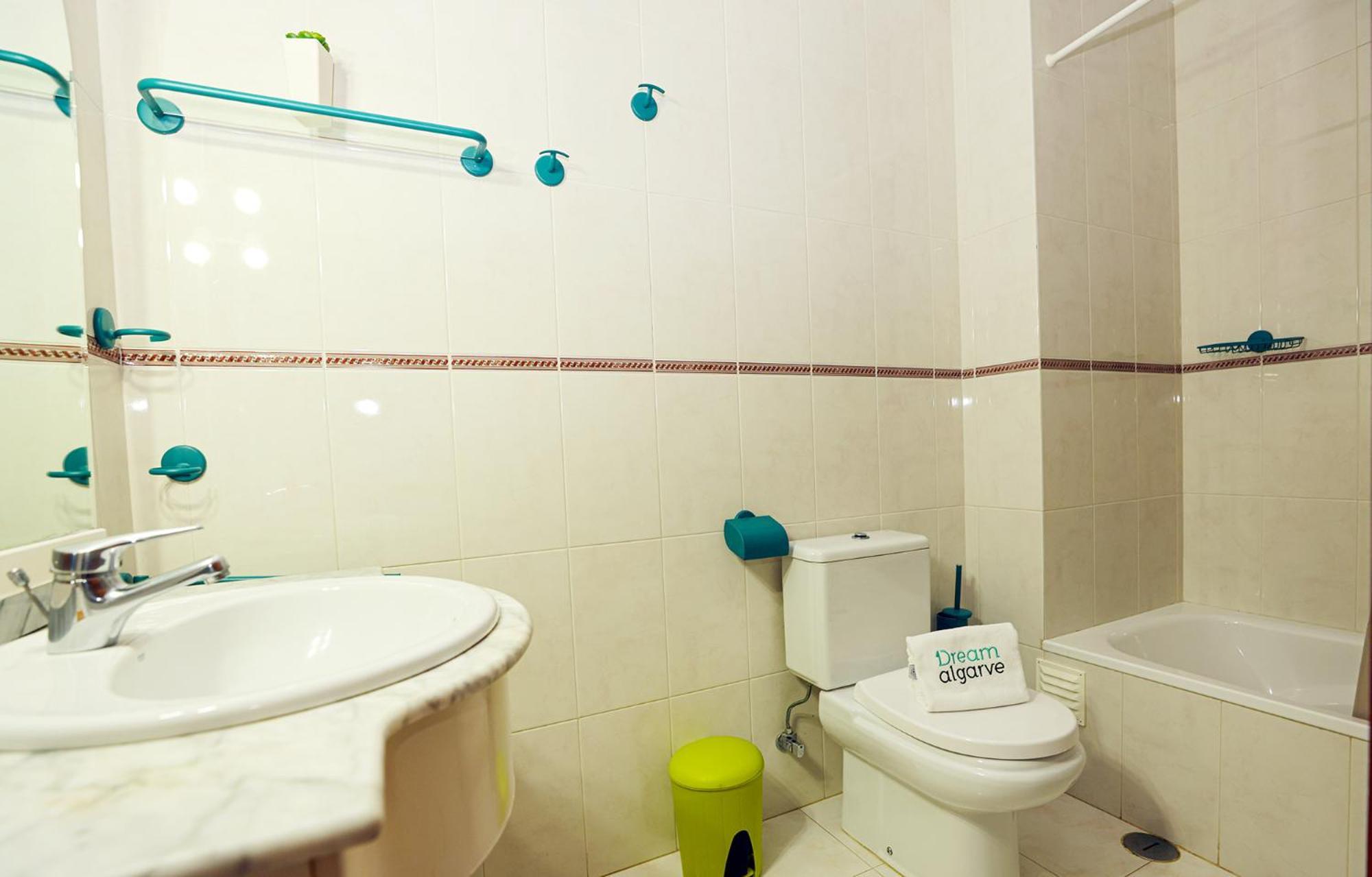 P - Meia-Praia Seaview Guesthouse Lagos Luaran gambar